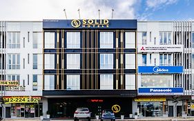 Solid Hotels